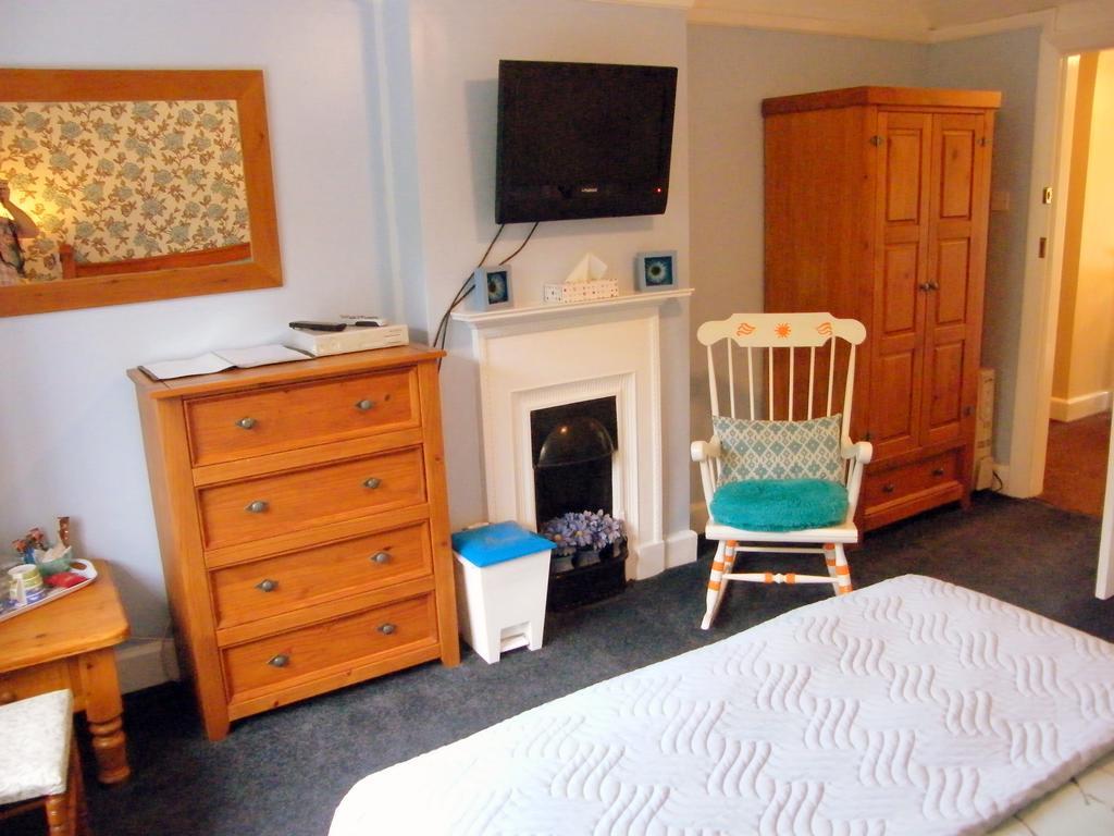 Royal Yeoman B&B Frampton  Room photo